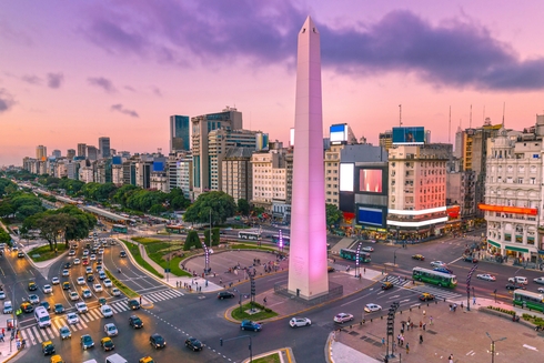 Vista panorámica del Obelisco en Buenos Aires. Argentina - Banco Interamericano de Desarrollo - BID